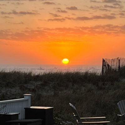 NJShoreGuy2's profile picture. Retired corporate partner of a major international law firm.