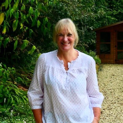 Small biz owner, mental health nurse, Mum and wife, Francophile, #RejoinEU#FBPE#IAmEuropean