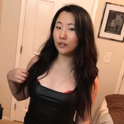 Variety Streamer. This is my only Twitter Account.