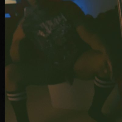 JayyyChristian's profile picture. Another freak on twitter