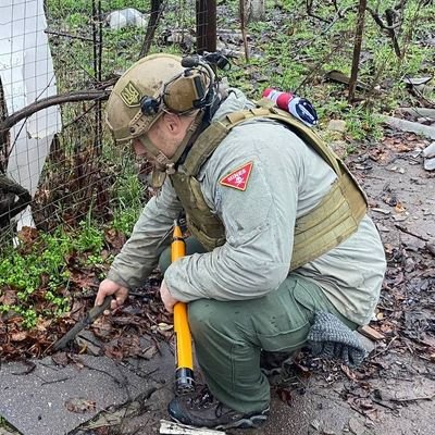 Oregon boy, Tip of the Spear Landmine Removal, Retired Green Beret, wrote a book, international volunteer, love my family and God.