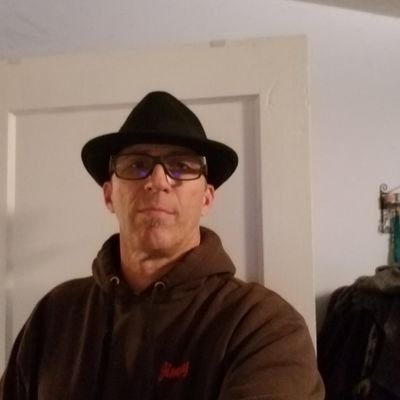 ThompsonJB1057's profile picture. 