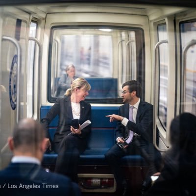 EliRosen18's profile picture. Comms for @SenatorBaldwin.