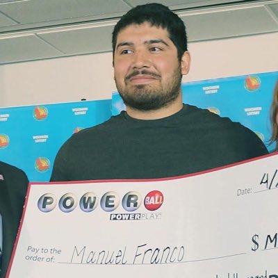 I'm Manuel Franco Powerball winner of $768,400.000 million dollar I will be given $300,000USD on Twitter this month