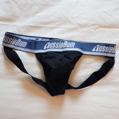 rugbymanluke's profile picture. NSFW 18+. Rugby lad, 30yo with an underwear fetish. Selling my used jocks and boxers 😈😜💦 DMs open 4 used gear 🩲🧦💦👣😈