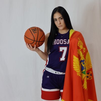 Marija Marinkovic basketball player Highlights 2021 https://t.co/OfPMyy71qV via @YouTube 5”7 Guard