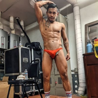 JosephAPacheco7's profile picture. 27 🥳
Instagram page Jpacheco2.0,
Dancer, 
Black belt in karate,
gymnastics,
Model,
Fitness,