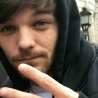 mens; missing louis🍂 (@mlvslt_) 's Twitter Profile