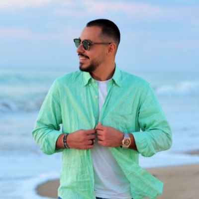 mohamadosman57's profile picture. • UI/UX Designer •

₿