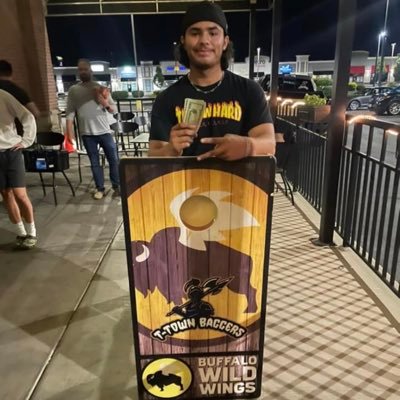 Hondomelchor's profile picture. RHP ( po) FRHS 23’ 5-11 195