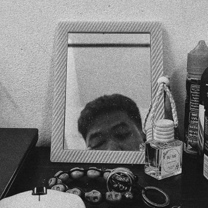 aaronlaranangg's profile picture. why are you here?