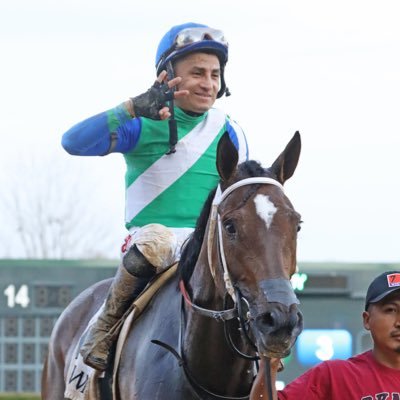 🏇 Professional Jockey 📱 Agent: Julio Espinoza