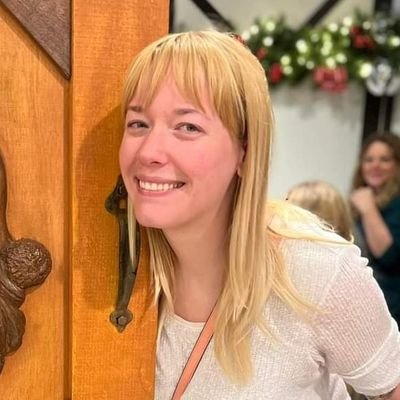 stinababe91's profile picture. Cosplayer/mega nerd. Cinephile. Woman in tech. She/her. 30s.