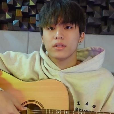 hwaijunjun's profile picture. hehe