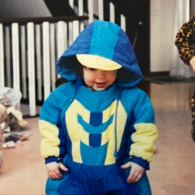 welshmango's profile picture. mixed media artist. https://t.co/SHE69emour