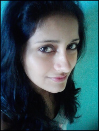 Não sou a garota mais certinha’ nem a totalmente descontrolada. Não busco ser perfeita , mas sim ser eu mesma , não finjo ser quem não sou pra agradar os outros