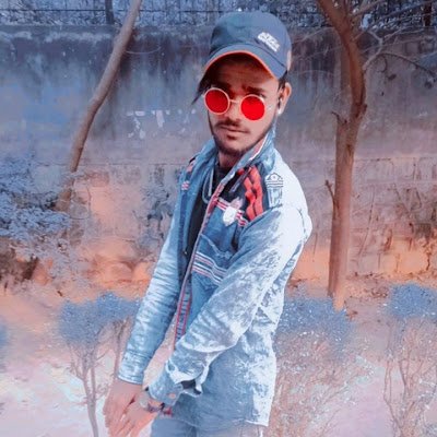 KhanTabbal's profile picture. Tarik khan