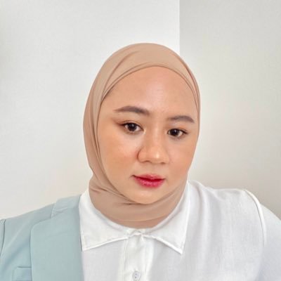 Kokrak osilgan bilan porno