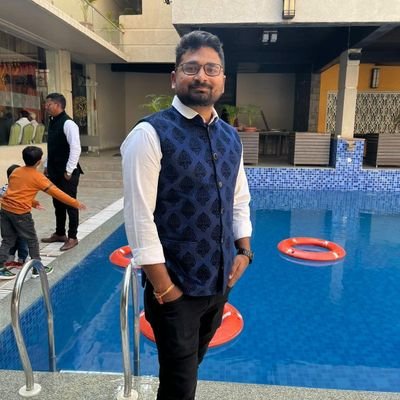 iakash03's profile picture. Life is an unpaid internship