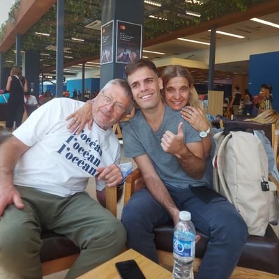 RubenArozamena's profile picture. Padre de familia. Hincha de independiente.