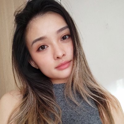 Hi, I'm a noob gaming streamer... Currently playing Infinity Nikki & Naraka:Bladepoint | Join me on Twitch as I grief :3
My kofi: https://t.co/RVEt6RzV1G ♡
