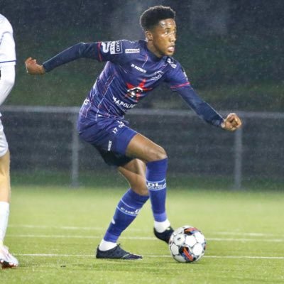 player of Zulte waregem international sénégalais 🇸🇳