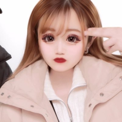 saa___000's profile picture. にじゅう