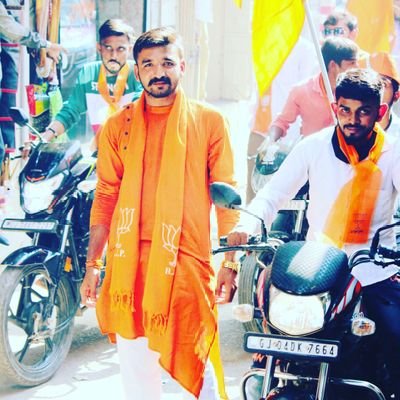 🔫 शक्ति पुत्र 🔫
🚩भगत महाराणा प्रताप का...
🚩RSS સ્વયંસેવક 
 📿Jay swaminarayan 
👑 Dhandhuka City Social media incharge BJP 👑
👻 : zala_302