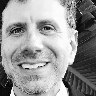 TV/movie writer ( https://t.co/XUOuZ6ChNP, more) Emergent Ventures fellow for economic development in Haiti (https://t.co/U0ZMl9mZek)
