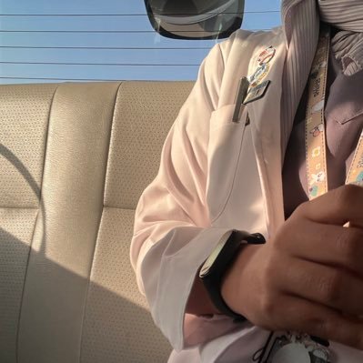 ينتمي احدهم الى كل شيء في العالم لكن ليس لاي شيء محدد
