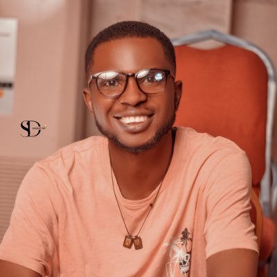 otitojuJohnolu1's profile picture. Found myself in Nigeria. 😁