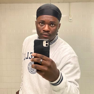 24 and hating every second of it. Pisces 💆🏾‍♂️ Digital Creative 🖼 🎨 Gummy Bear enthusiast 😌 Product of 🇬🇭