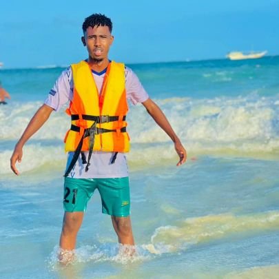 ShueybIsse's profile picture. 