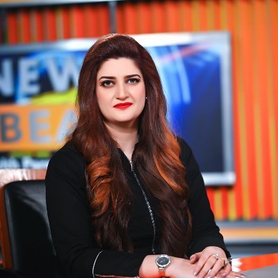 Broadcast Journalist hosting program News Beat with Paras Jahanzaib Fri-Sun 10:03 PM @sunotvhd. RTs not always endorsements. Comment with sense else will be🚫