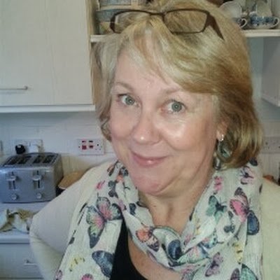 LooeMaid1's profile picture. 