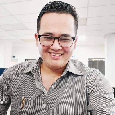 Abogado. Estudiante de la Carrera de Periodismo en (UNAH-VS). Alegre, Soñador, luchador.✌