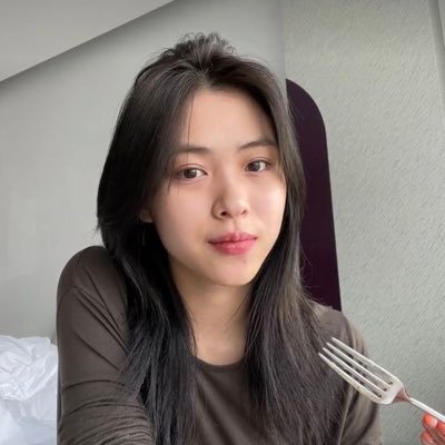 ﹙ 𝐑𝐏 ﹚┊ 2001's ╱ 𝐒𝐡𝐢𝐧 𝐑𝐲𝐮𝐣𝐢𝐧. Princess who raised with Talents. #itzy’s Rapper .