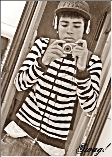 16 anos, Chicago Bulls, Musica, Hip-Hop, @ChrisBrown,@BowWow, @RealWizKhalifa, #CBe, Brazil São Paulo SP #SWAG. This is My Life. Follow me?