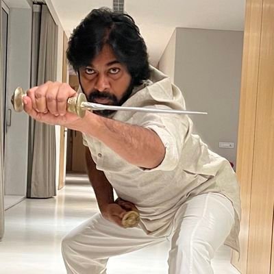 addicted to @PawanKalyan ❤️
No cast No religion
Iam Indian