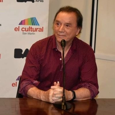 Periodista y escritor. Escribo en Infobae y conduzco Con agujas en la lengua de lu a vi de 12 a 13 por FM Concepto (95.5). Ig @luisbeldi