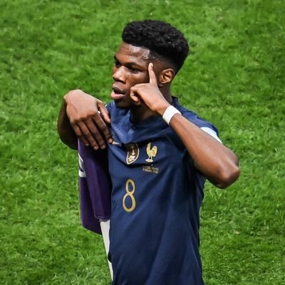 LikhangaBrian's profile picture. Self made
Isukha south MCA
Fashion Stylist