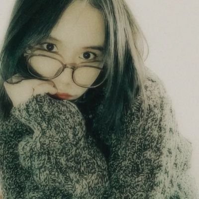 annamaenebres's profile picture. || 🌒 ||