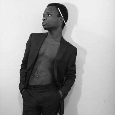 I am a Model waiting for call aberration for big Brands 📸 my instagram is hansfola12