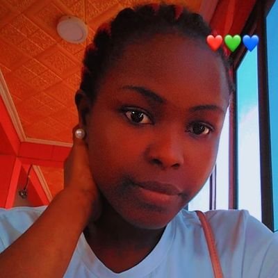 Born to win 👑Jesus commands my destiny 👌 I give love as it was given to me ♥️