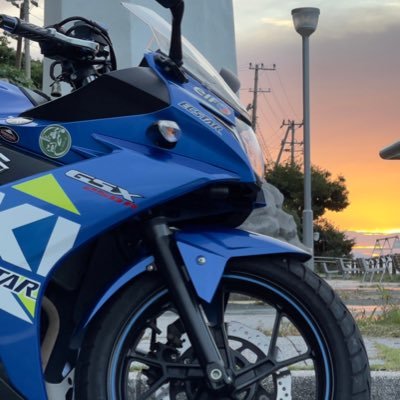9ross_6one's profile picture. 相棒はGSX250R！でも愚痴が増えてるので鍵垢にしときます...(あと日記代わり)