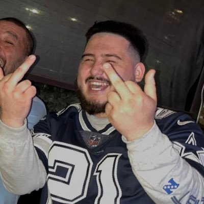 chrismauricio22's profile picture.