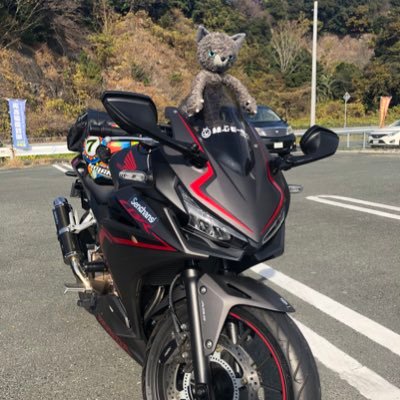 47歳にして普通自動二輪免許取得しました。愛車 CBR400R せんちゃん推しのせんちゃんずです。