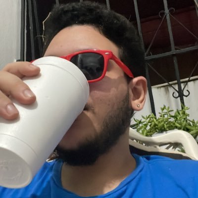 willxgarcia1's profile picture. La X