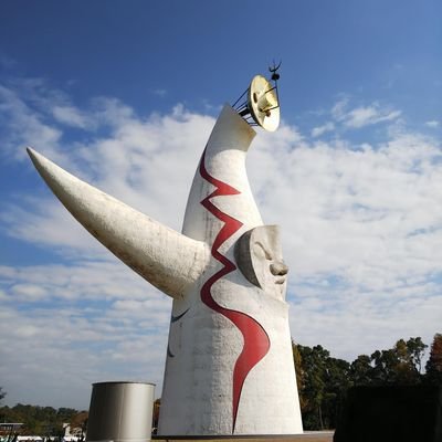 okamotofollow's profile picture. 金髪ウルフカット美少女お嬢様(成人済)