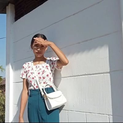 M24UPGARDE's profile picture. Y am a student